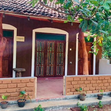 Sigiriya Chena Villa Exteriör bild